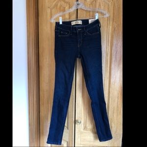NWT Hollister 00S Super Skinny Lowrise Jeans